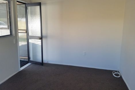 Photo of property in 60 Hillcrest Drive, Kelvin Grove, Palmerston North, 4414