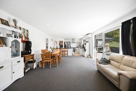 Photo of property in 17 Mahy Way, Leamington, Cambridge, 3432