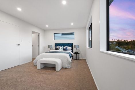 Photo of property in 144a Oaktree Avenue, Browns Bay, Auckland, 0630