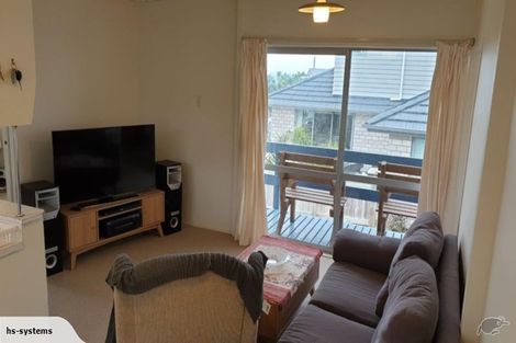 Photo of property in 44 Shakespear Road, Army Bay, Whangaparaoa, 0930