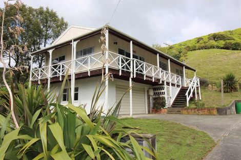 Photo of property in 38 Buller Street, Picton, 7220