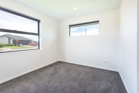 Photo of property in 9 Leader Street, Marshland, Christchurch, 8083
