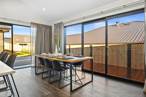 Photo of property in 37 Jack Hanley Drive, Jacks Point, Queenstown, 9371