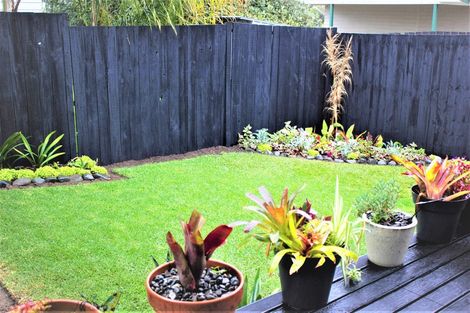 Photo of property in 2/157 Verbena Road, Birkdale, Auckland, 0626