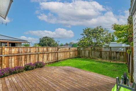 Photo of property in 35 Ross Street, Woodville, 4920