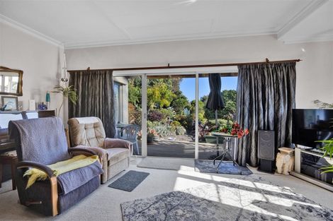 Photo of property in 13 Disraeli Street, Hawera, 4610