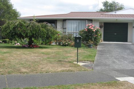 Photo of property in 8 Cedar Crescent, Feilding, 4702