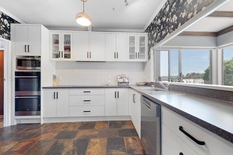 Photo of property in 146 Seaward Road, Edendale, 9825