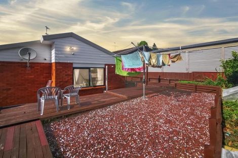 Photo of property in 45 Aldern Road, Massey, Auckland, 0614