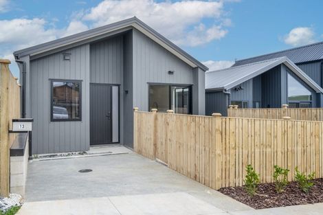 Photo of property in 13 Aituaa Road, Pukekohe, 2120