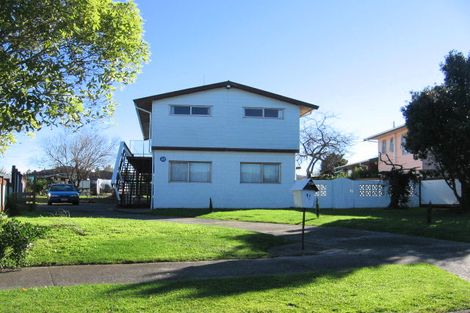 Photo of property in 17 Lockhart Avenue, Milson, Palmerston North, 4414