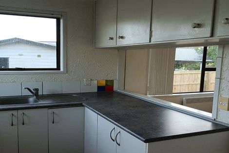 Photo of property in 10 Elvira Place, Ranui, Auckland, 0612