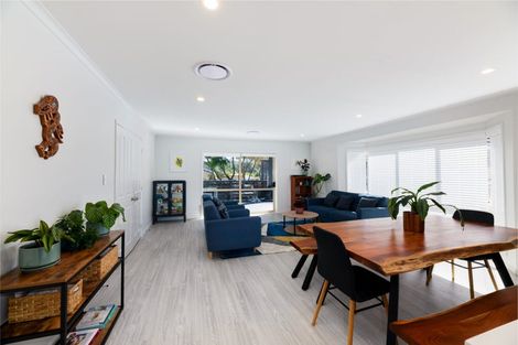 Photo of property in 8 Brookwood Drive, Henderson, Auckland, 0612