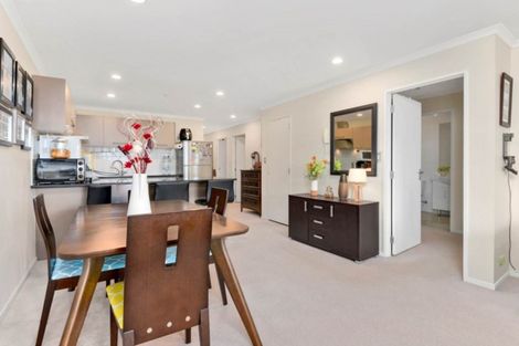 Photo of property in 701/26 Remuera Road, Newmarket, Auckland, 1050