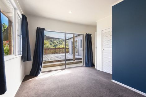 Photo of property in 43 Oxford Road, Lake Rotoma, Rotorua, 3074