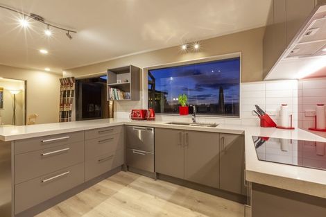 Photo of property in 85 Kiwi Road, Raumati Beach, Paraparaumu, 5032