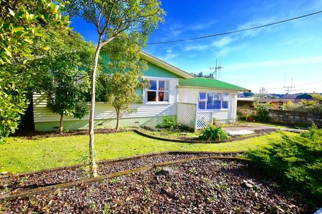 Photo of property in 74 Tuhikaramea Road, Dinsdale, Hamilton, 3204