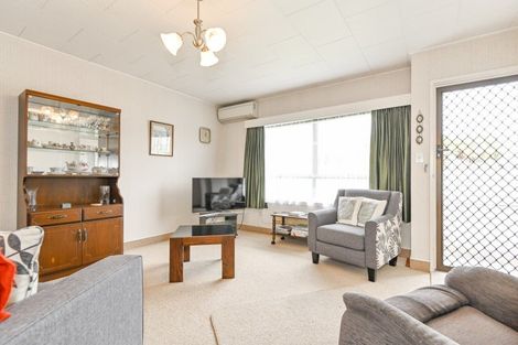 Photo of property in 3/200 Karaitiana Street, Frimley, Hastings, 4120