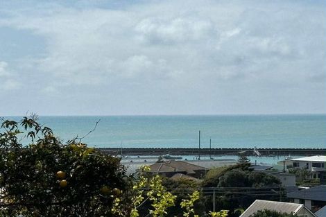 Photo of property in 11 South Road, Moturoa, New Plymouth, 4310