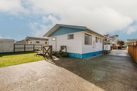 Photo of property in 14 Fiona Place, Dinsdale, Hamilton, 3204