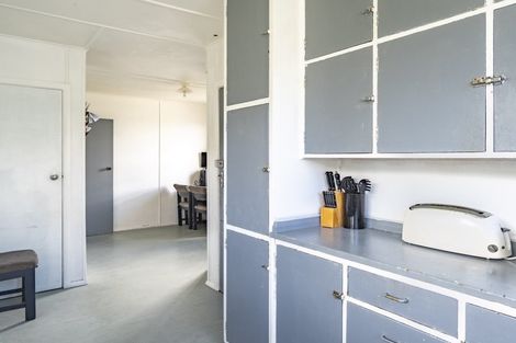 Photo of property in 30 Cambridge Terrace, Kaiti, Gisborne, 4010