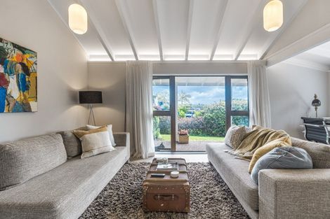 Photo of property in 1/136 Calliope Road, Stanley Point, Auckland, 0624