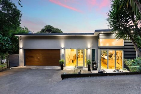 Photo of property in 42 Kiriwai Road, Paremata, Porirua, 5024