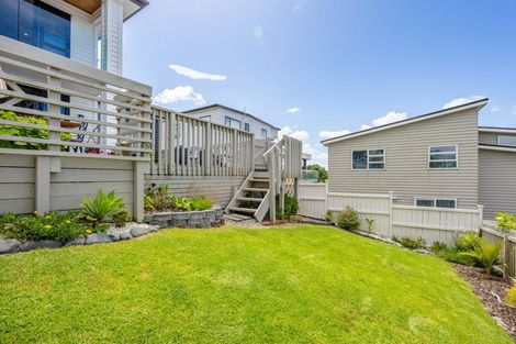 Photo of property in 4 Copper Lane, Long Bay, Auckland, 0630