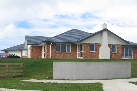 Photo of property in 155 Pacific Drive, Fitzherbert, Palmerston North, 4410