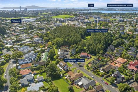 Photo of property in 33 Uppingham Crescent, Hillcrest, Auckland, 0627