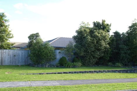 Photo of property in 1 Caldbeck Rise, Northpark, Auckland, 2013