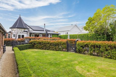 Photo of property in 135 Packe Street, Edgeware, Christchurch, 8013