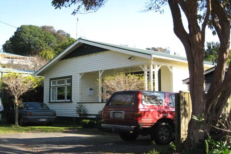 Photo of property in 68 Belt Road, New Plymouth, 4310