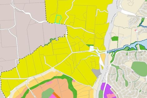 Photo of property in 100 Upper Orewa Road, Wainui, Silverdale, 0992