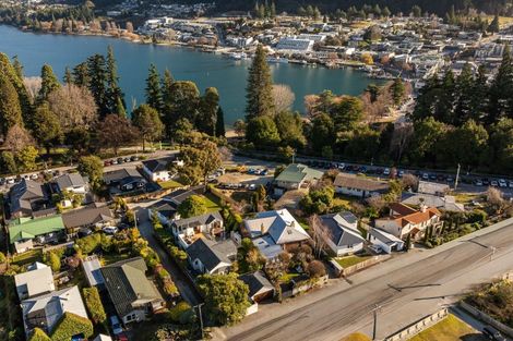 Photo of property in 7 Brisbane Street, Queenstown, 9300