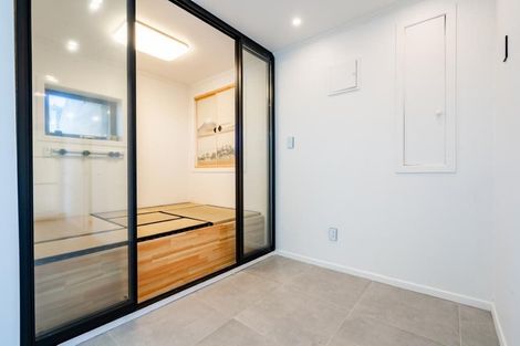 Photo of property in 62 Chorley Avenue, Massey, Auckland, 0614