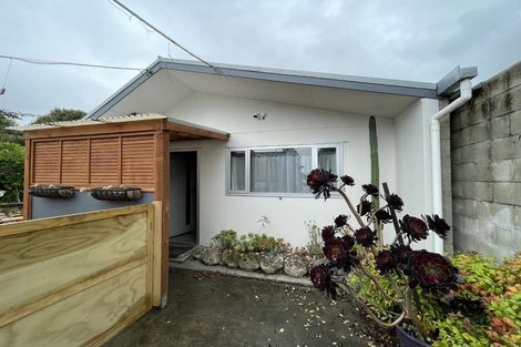 Photo of property in 79 Meeanee Quay, Westshore, Napier, 4110