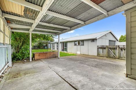 Photo of property in 21 Edgeware Road, Palmerston North, 4410