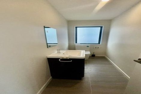 Photo of property in 28 Routley Drive, Glen Eden, Auckland, 0602