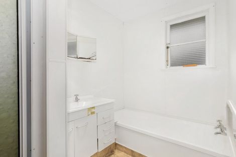 Photo of property in 14 Harrison Crescent, Avalon, Lower Hutt, 5011