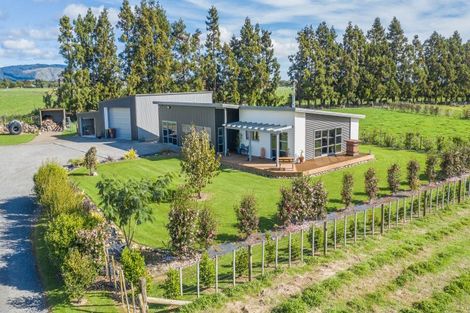 Photo of property in 112 Gladstone Road, Levin, 5571