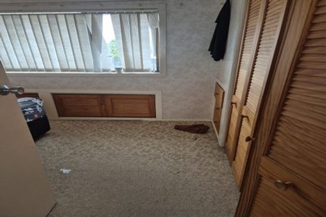 Photo of property in 48 Taikata Road, Te Atatu Peninsula, Auckland, 0610