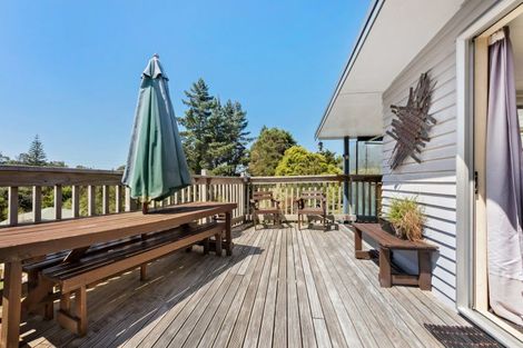 Photo of property in 303 Don Buck Road, Massey, Auckland, 0614