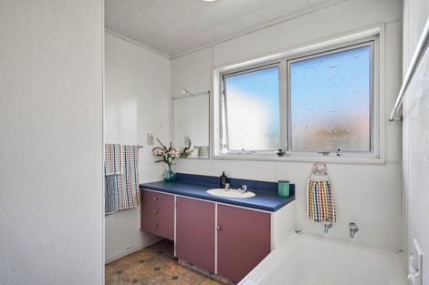 Photo of property in 3 Anderson Road, Taradale, Napier, 4112