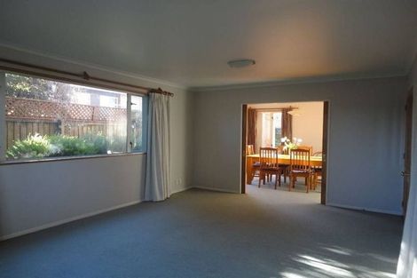 Photo of property in 94 Memorial Avenue, Ilam, Christchurch, 8053