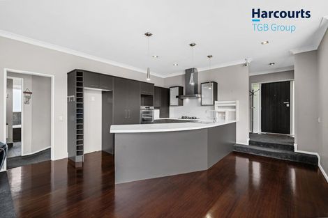 Photo of property in 28 Franshell Crescent, East Tamaki, Auckland, 2013