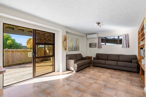 Photo of property in 41 Barrier View Road, Leigh, 0985