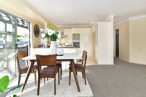 Photo of property in 2/12 Miro Street, Helensville, 0800