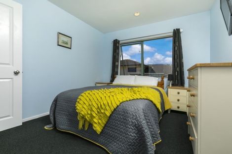 Photo of property in 6 Falstone Lane, Browns Bay, Auckland, 0630