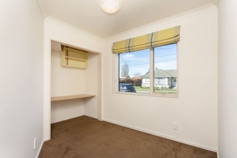 Photo of property in 28 Landy Street, Dallington, Christchurch, 8061